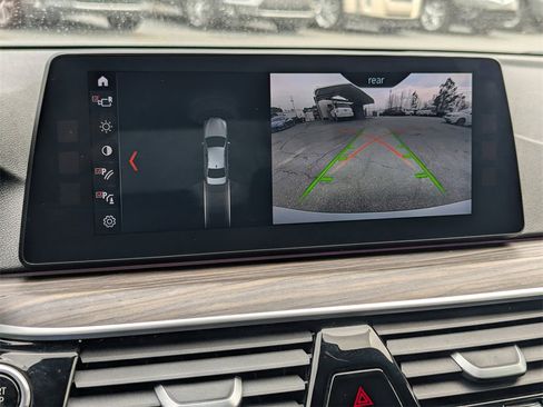 Used 2017 BMW 530i image 21