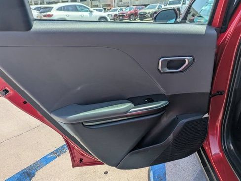 Used 2025 Kia K4 FWD image 22