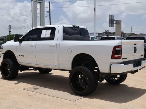 Used 2024 RAM 2500 Laramie w/ Night Edition AWD/4WD image 4
