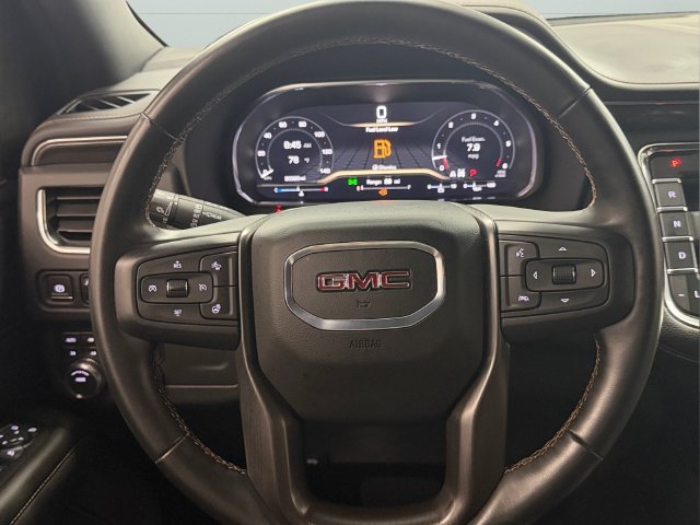 Used 2024 GMC Yukon XL AT4 w/ Technology Package AWD/4WD image 16