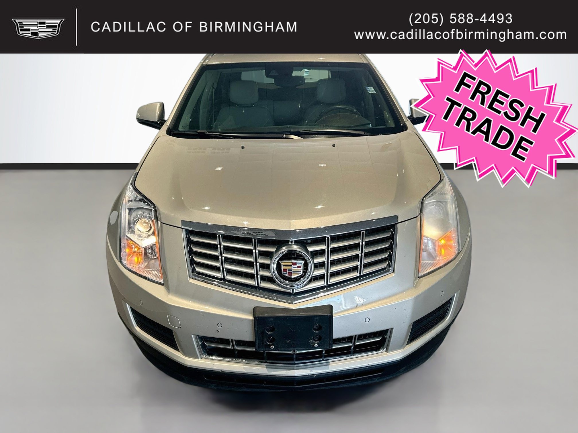 Used 2016 Cadillac SRX Luxury w/ Driver Awareness Package FWD image 2