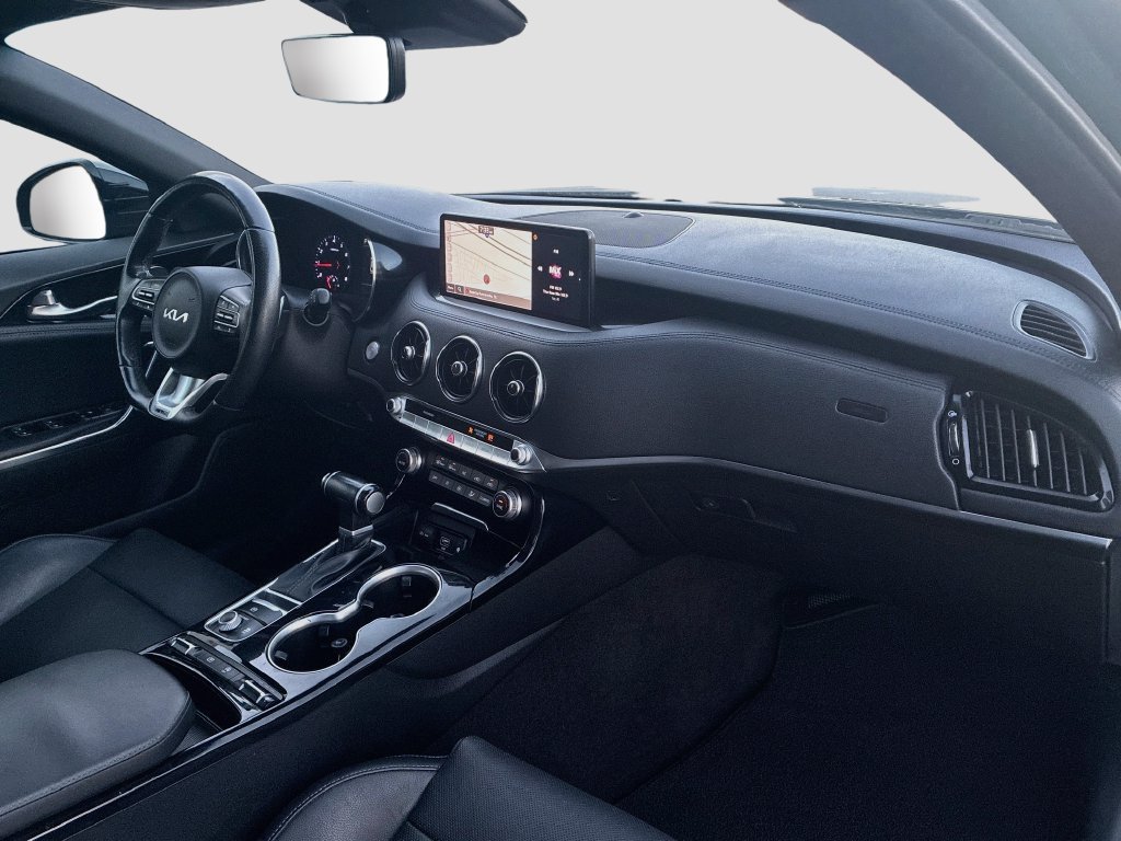 Used 2023 Kia Stinger GT-Line w/ Sun & Sound Package RWD image 29