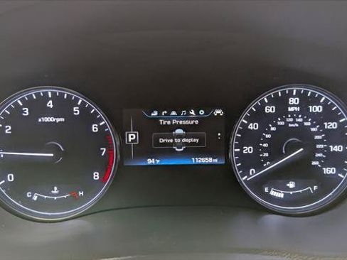 Used 2017 Genesis G80 3.8 RWD image 26