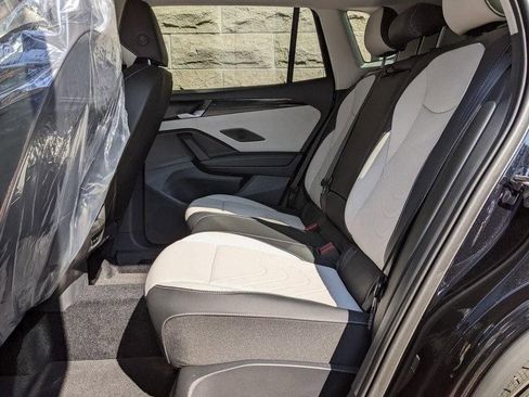 New 2026 Volkswagen Tiguan SE AWD/4WD image 22