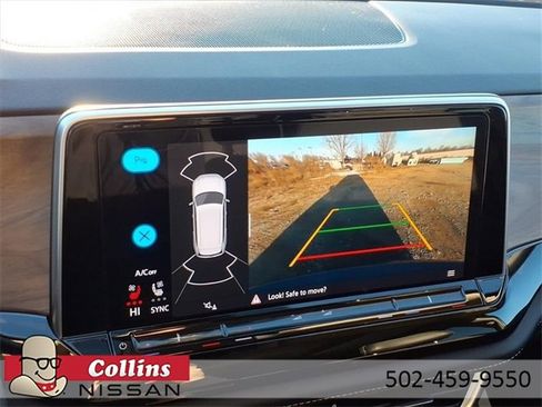 Used 2025 Volkswagen Atlas SE image 26