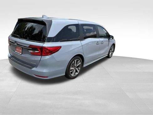 Used 2023 Honda Odyssey Touring image 7