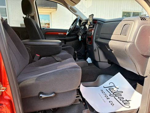 Used 2005 Dodge Ram 1500 Truck SLT w/ Daytona Edition Group AWD/4WD image 12
