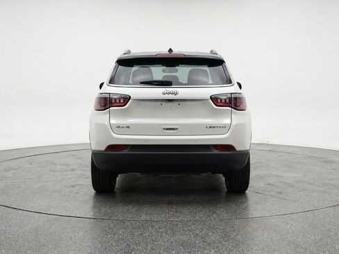 Used 2025 Jeep Compass Limited AWD/4WD image 7