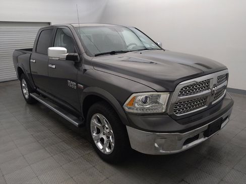 Used 2014 RAM 1500 Laramie w/ Convenience Group RWD image 13