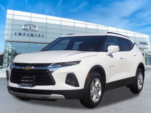 Used 2020 Chevrolet Blazer LT FWD image 1