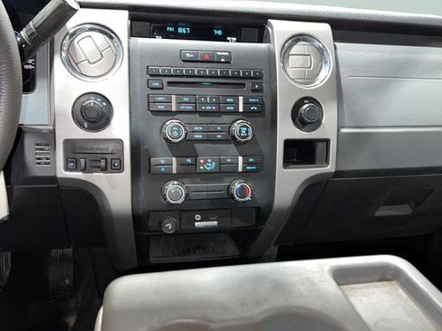 Used 2011 Ford F150 XLT w/ XLT Convenience Pkg image 30
