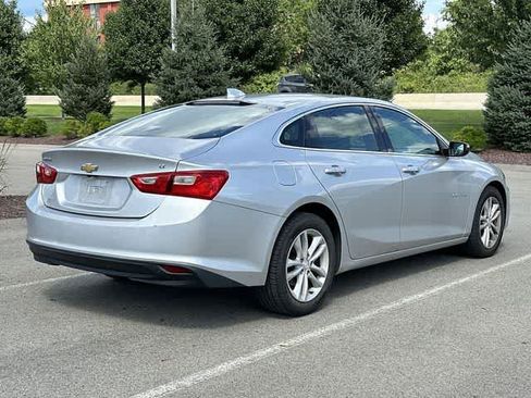 Used 2018 Chevrolet Malibu LT FWD image 23