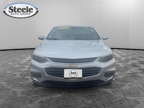 Used 2018 Chevrolet Malibu LT image 8