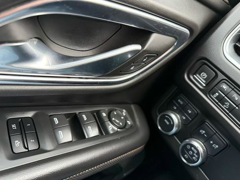 Used 2021 GMC Yukon XL AT4 w/ Rear Media and Nav Package image 31