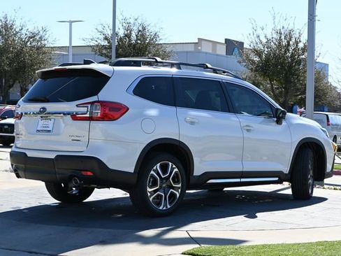 New 2026 Subaru Ascent Limited image 3