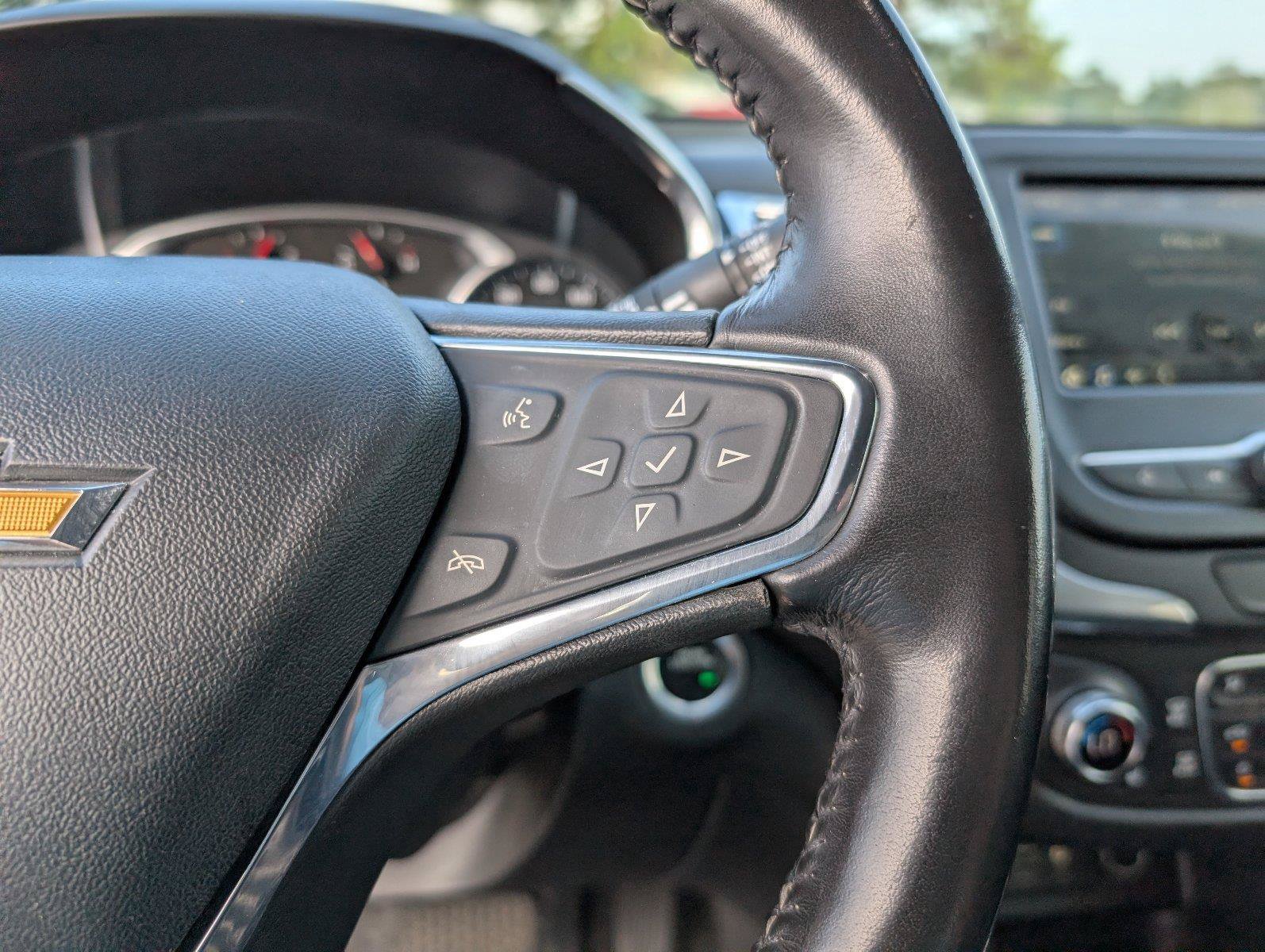 Used 2019 Chevrolet Equinox LT FWD image 26