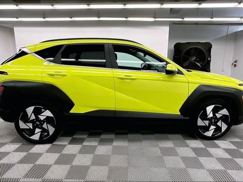Used 2025 Hyundai Kona Limited FWD image 15