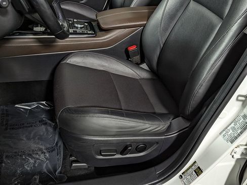 Used 2023 MAZDA CX-30 AWD 2.5 S w/ Premium Package image 22