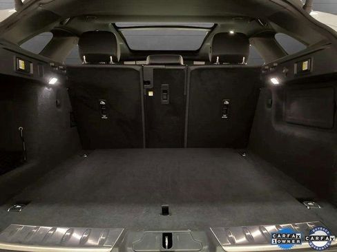 Used 2024 Jaguar F-PACE R-Dynamic S image 89