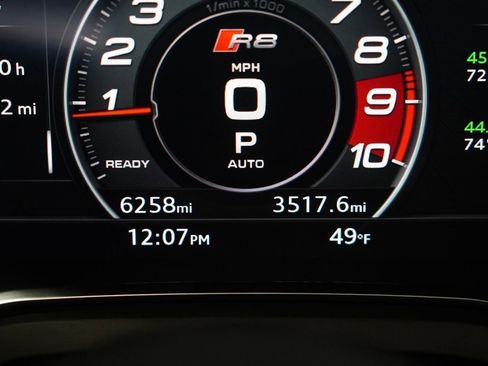 Used 2023 Audi R8 V10 performance image 25