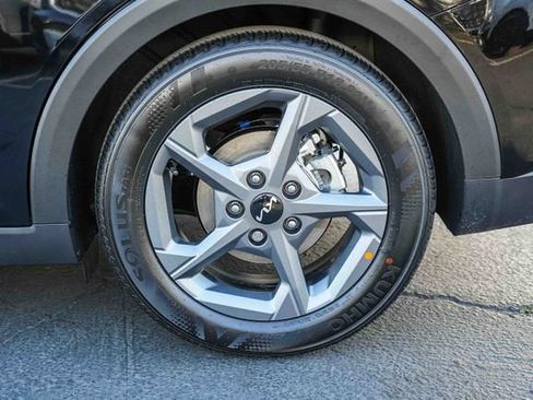 New 2026 Kia K4 LXS image 11