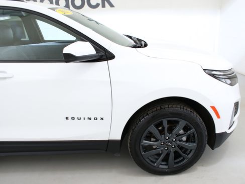 Used 2023 Chevrolet Equinox RS image 11