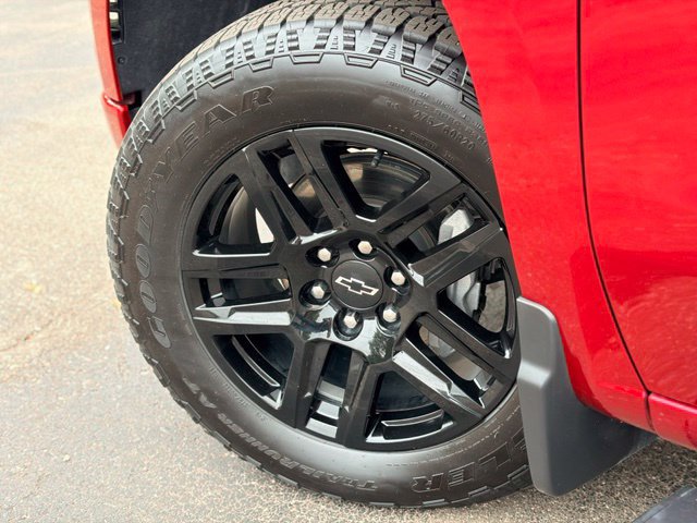 Used 2025 Chevrolet Silverado 1500 RST AWD/4WD image 28