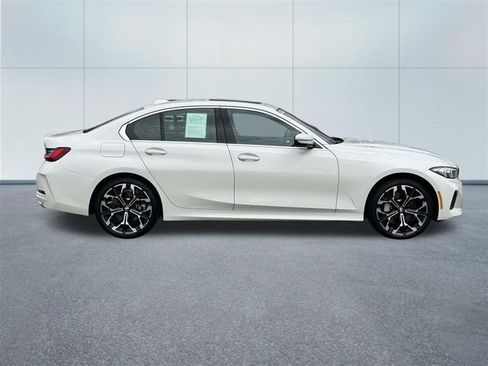 Used 2026 BMW 330i xDrive Sedan w/ Premium Package AWD/4WD image 5