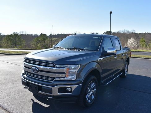 Used 2019 Ford F150 Lariat image 2