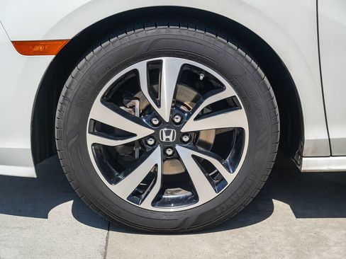 Used 2020 Honda Odyssey Elite image 11