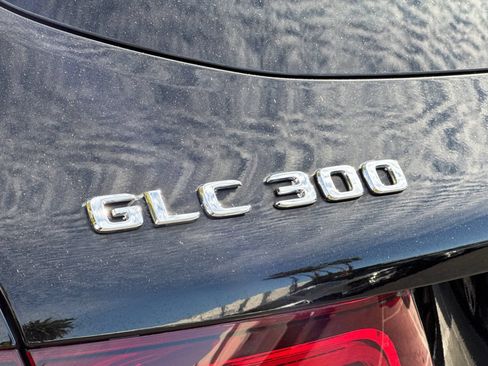 Used 2022 Mercedes-Benz GLC 300 w/ Premium Package Lite image 26