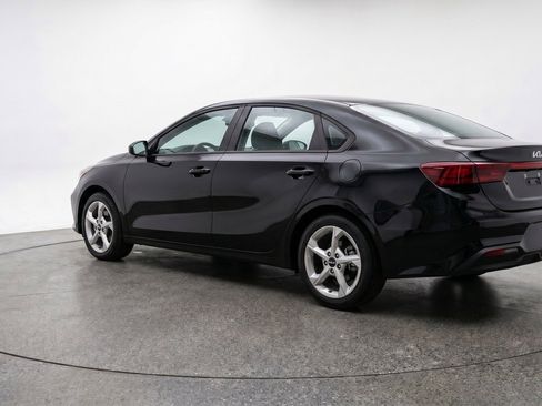 Used 2025 Kia K4 FWD image 6