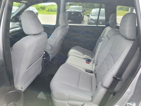 Used 2023 Honda Passport EX-L image 14