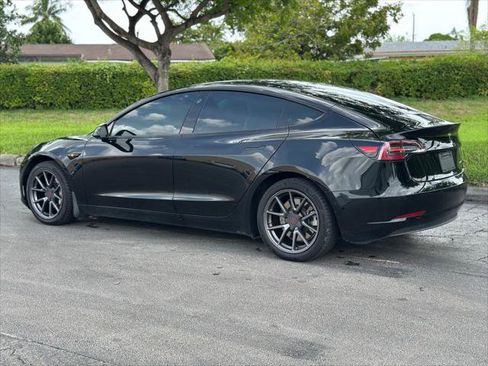 Used 2021 Tesla Model 3 Long Range AWD/4WD image 6