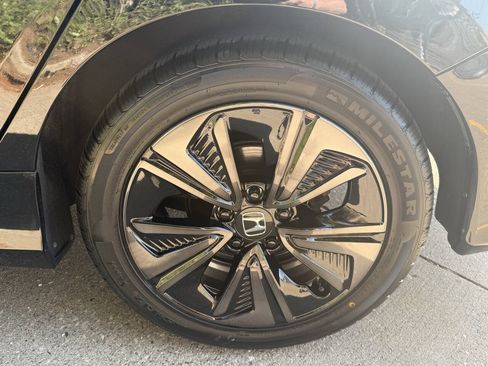 Used 2019 Honda Civic LX image 17