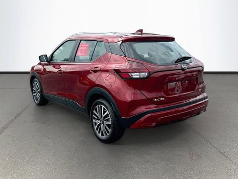 Certified 2024 Nissan Kicks SV FWD image 23