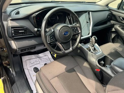 Used 2023 Subaru Outback Premium AWD/4WD image 15