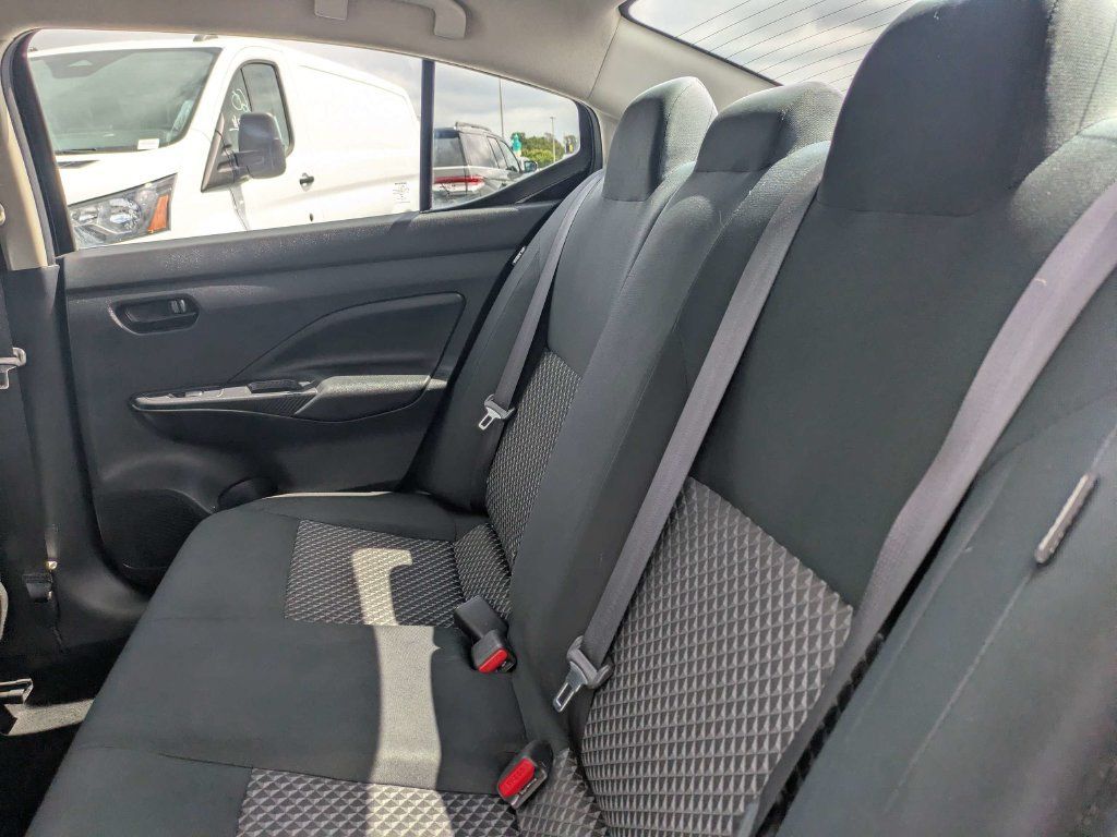 Used 2020 Nissan Versa S FWD image 15