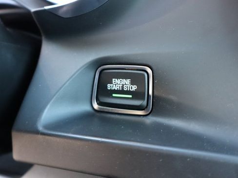 Used 2020 Chevrolet Camaro LT image 16