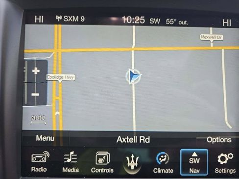 Used 2017 Maserati Levante w/ Sport Package image 40