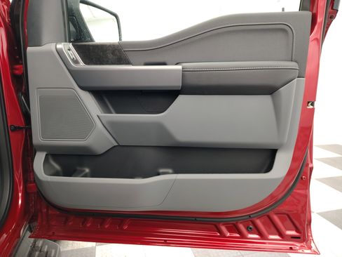 New 2025 Ford F150 Lightning XLT image 30