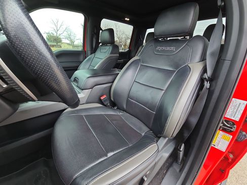 Certified 2018 Ford F150 Raptor w/ Equipment Group 802A Luxury image 11