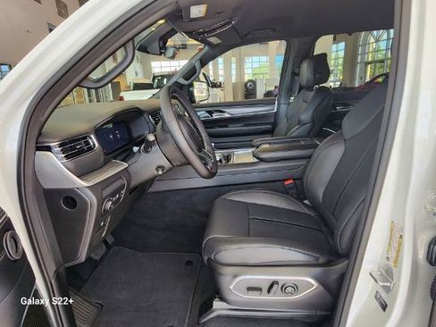 New 2024 Jeep Wagoneer Series II w/ Convenience Group I AWD/4WD image 30