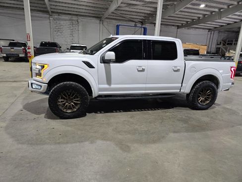 Used 2020 Ford F150 Raptor w/ Equipment Group 802A Luxury AWD/4WD image 4