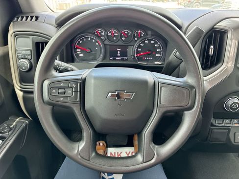 Used 2024 Chevrolet Silverado 1500 Custom image 11