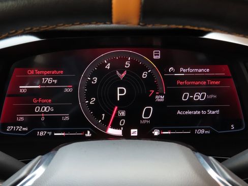 Used 2023 Chevrolet Corvette Stingray Preferred Conv w/ Z51 Performance Package RWD image 30