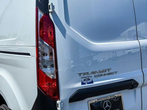 Used 2023 Ford Transit Connect XL FWD image 9