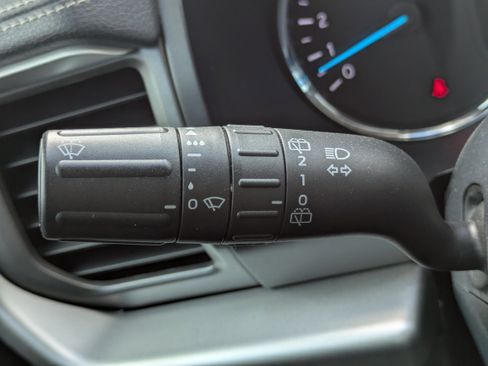 Used 2022 Ford Expedition Max XLT image 19