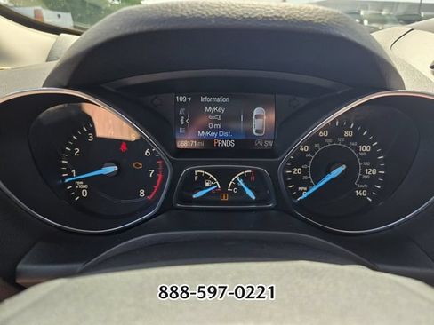 Used 2019 Ford Escape Titanium FWD image 30