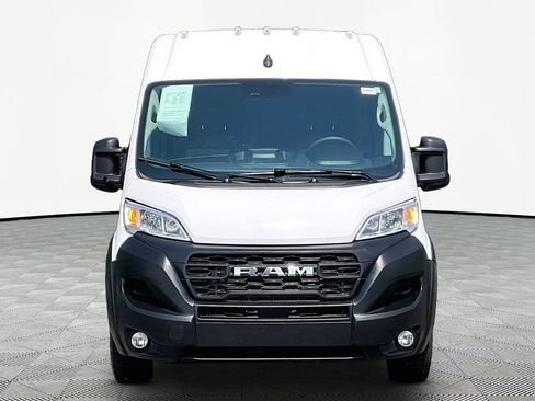 Used 2025 RAM ProMaster 2500 w/ Convenience Group FWD image 2